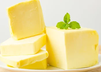 peut-on-donner-du-beurre-aux-chats