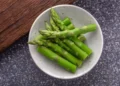 Peut-on donner de l'asperge à une poule